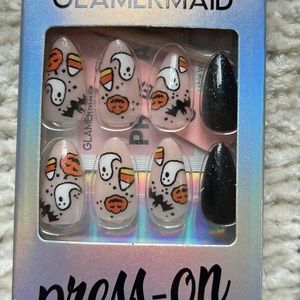 Halloween edition Glamour maid press on nails